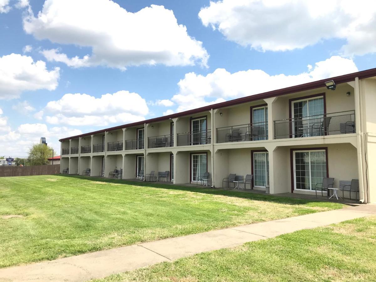 Days Inn By Wyndham Joplin Kültér fotó