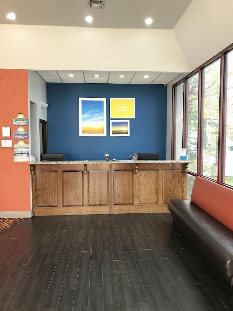 Days Inn By Wyndham Joplin Kültér fotó