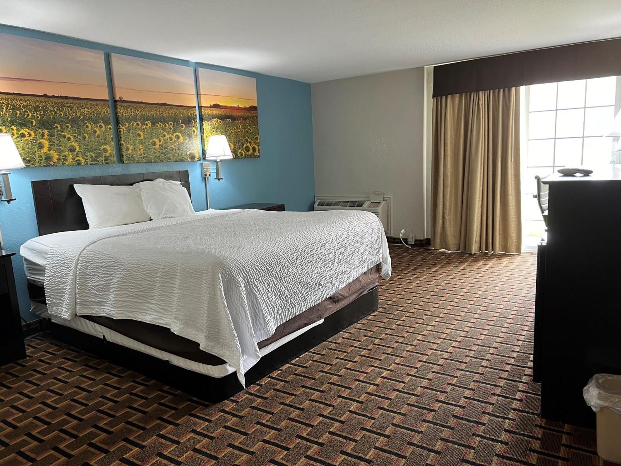 Days Inn By Wyndham Joplin Kültér fotó